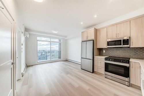 1411-430 Sage Hill Road Nw, Calgary, AB - Indoor Photo Showing Kitchen