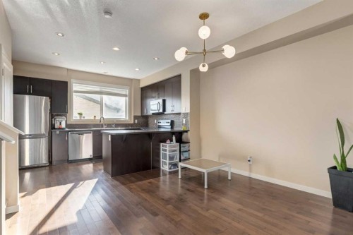 152 New Brighton Grove Se, Calgary, AB - Indoor Photo Showing Kitchen