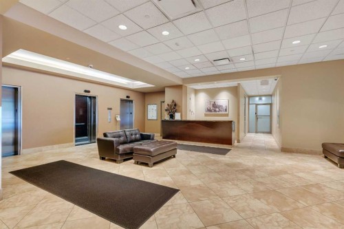 815-738 3 Avenue Sw, Calgary, AB - Indoor Photo Showing Other Room