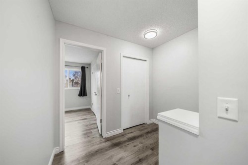 130 Promenade Way Se, Calgary, AB - Indoor Photo Showing Other Room