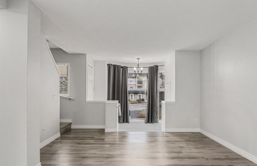130 Promenade Way Se, Calgary, AB - Indoor Photo Showing Other Room