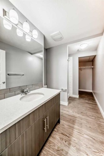 1213-2461 Baysprings Link Sw, Airdrie, AB - Indoor