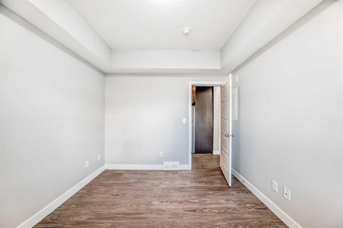 1213-2461 Baysprings Link Sw, Airdrie, AB - Indoor Photo Showing Other Room
