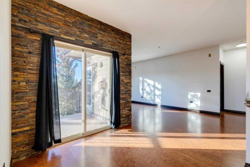403-3810 43 Street Sw, Calgary, AB - Indoor Photo Showing Other Room