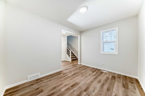 111 Mercado Crescent Se, Calgary, AB - Indoor Photo Showing Other Room
