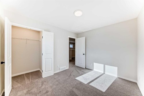 111 Mercado Crescent Se, Calgary, AB - Indoor Photo Showing Other Room