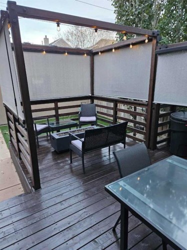4528 17 Avenue Nw, Calgary, AB - Outdoor With Deck Patio Veranda With Exterior