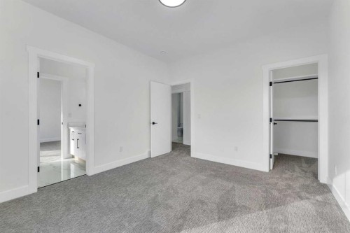 18 South Shore Road, Chestermere, AB - Indoor Photo Showing Other Room