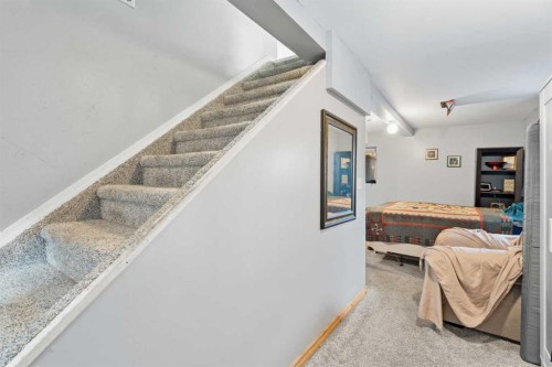 7417 24 Street Se, Calgary, AB - Indoor Photo Showing Other Room