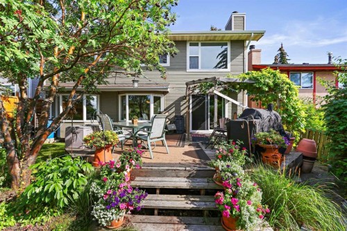 100 Hawkfield Crescent Nw, Calgary, AB - Outdoor With Deck Patio Veranda