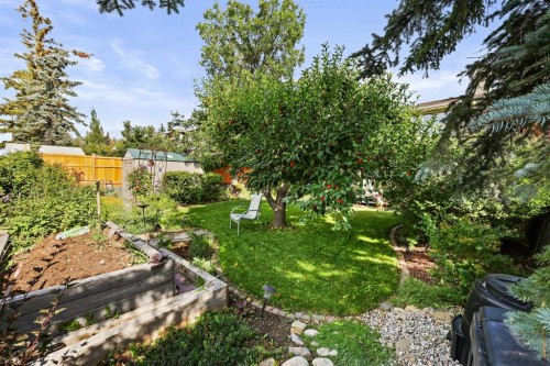 100 Hawkfield Crescent Nw, Calgary, AB - Outdoor