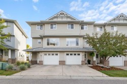 70 Crystal Shores Cove  Okotoks, AB T1S 2B4