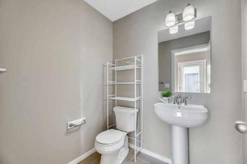 65 Marine Drive Se, Calgary, AB - Indoor Photo Showing Bathroom