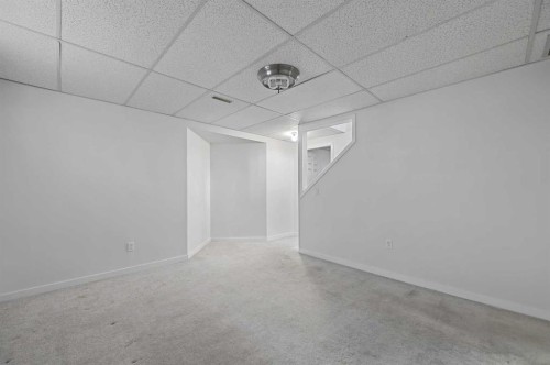182 Coventry Close Ne, Calgary, AB - Indoor Photo Showing Other Room