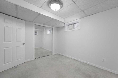 182 Coventry Close Ne, Calgary, AB - Indoor Photo Showing Other Room