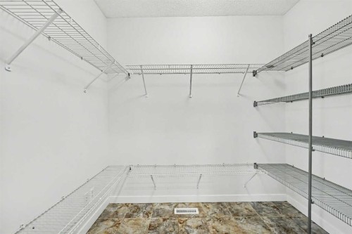 134 Autumn Gardens Se, Calgary, AB - Indoor With Storage