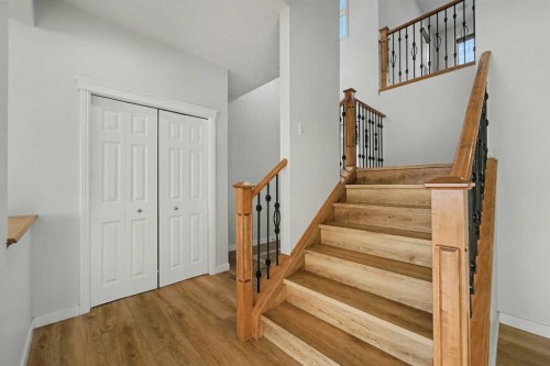 134 Autumn Gardens Se, Calgary, AB - Indoor Photo Showing Other Room