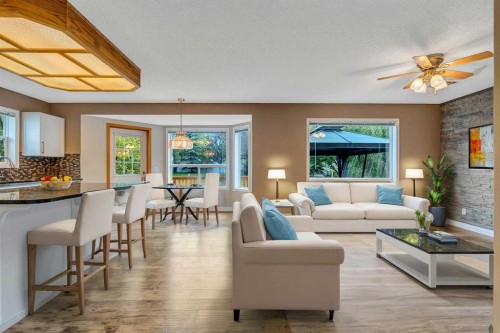 60 Citadel Peak Mews Nw, Calgary, AB - Indoor Photo Showing Living Room