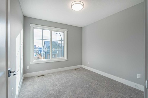 925 Reynolds Lane Sw, Airdrie, AB - Indoor Photo Showing Other Room