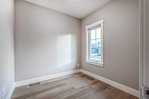 925 Reynolds Lane Sw, Airdrie, AB - Indoor Photo Showing Other Room
