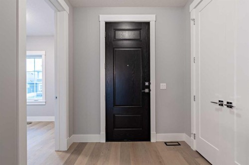 925 Reynolds Lane Sw, Airdrie, AB - Indoor Photo Showing Other Room