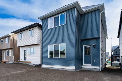 925 Reynolds Lane Sw, Airdrie, AB - Outdoor