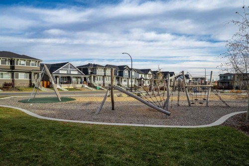 925 Reynolds Lane Sw, Airdrie, AB - Outdoor