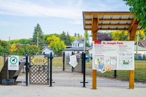 218 19 Avenue Nw, Calgary, AB - Outdoor