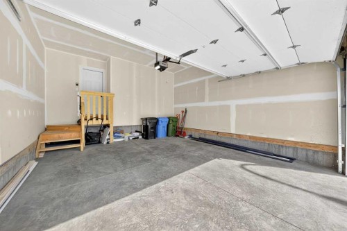 61 Calhoun Crescent Ne, Calgary, AB - Indoor Photo Showing Garage