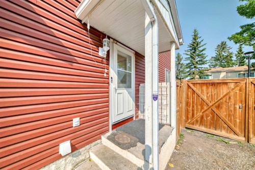 120 Pineset Place Ne, Calgary, AB - Outdoor With Exterior