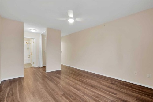 346-165 Manora Place Ne, Calgary, AB - Indoor Photo Showing Other Room