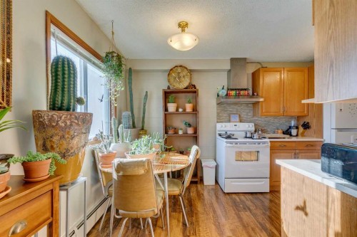 810 Drury Avenue Ne, Calgary, AB - Indoor