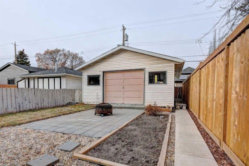 1501 3 Street Nw, Calgary, AB - Outdoor