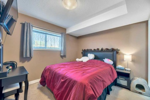 3101-2781 Chinook Winds Drive Sw, Airdrie, AB - Indoor Photo Showing Bedroom