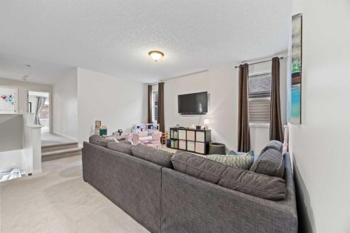 40 Chaparral Valley Green Se, Calgary, AB - Indoor Photo Showing Living Room