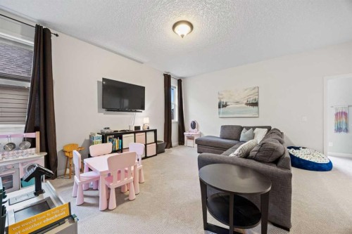 40 Chaparral Valley Green Se, Calgary, AB - Indoor Photo Showing Living Room