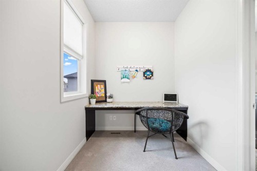40 Chaparral Valley Green Se, Calgary, AB - Indoor Photo Showing Other Room