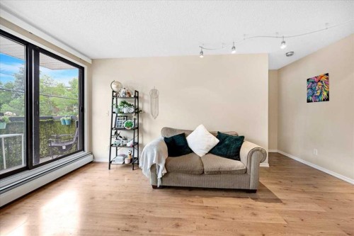 206-630 57 Avenue Sw, Calgary, AB - Indoor