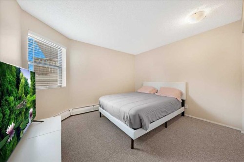 206-630 57 Avenue Sw, Calgary, AB - Indoor Photo Showing Bedroom