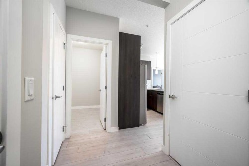 202-24 Sage Hill Terrace Nw, Calgary, AB - Indoor Photo Showing Other Room