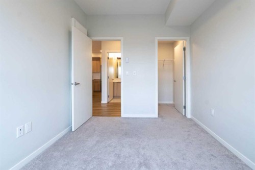 327-360 Harvest Hills Way Ne, Calgary, AB - Indoor Photo Showing Other Room
