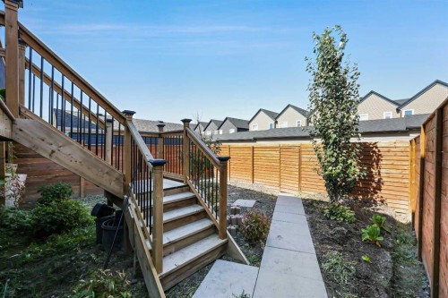 340 Lawthorn Way Se, Airdrie, AB - Outdoor With Exterior