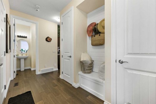 340 Lawthorn Way Se, Airdrie, AB - Indoor Photo Showing Other Room