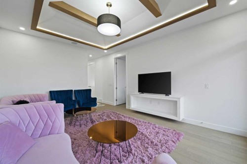 7250 Elkton Drive Sw, Calgary, AB - Indoor