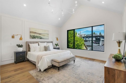 1936 31 Avenue Sw, Calgary, AB - Indoor Photo Showing Bedroom