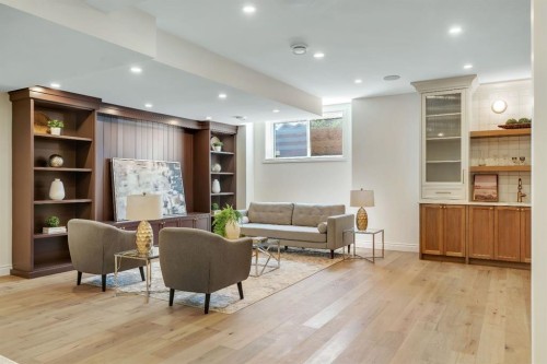 1936 31 Avenue Sw, Calgary, AB - Indoor