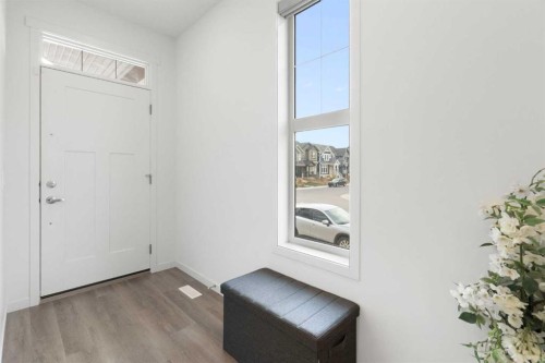 248 Masters Row Se, Calgary, AB - Indoor Photo Showing Other Room