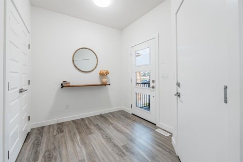 112 Midtown Close Sw, Airdrie, AB - Indoor Photo Showing Other Room