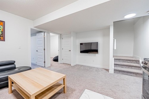 112 Midtown Close Sw, Airdrie, AB - Indoor