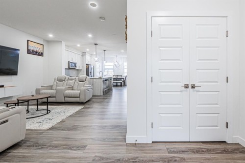 112 Midtown Close Sw, Airdrie, AB - Indoor